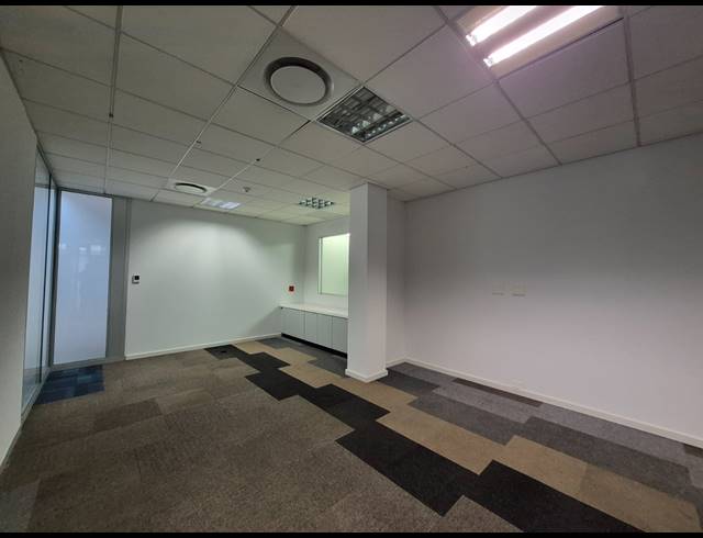 838M² OFFICE TO LET IN ILLOVO